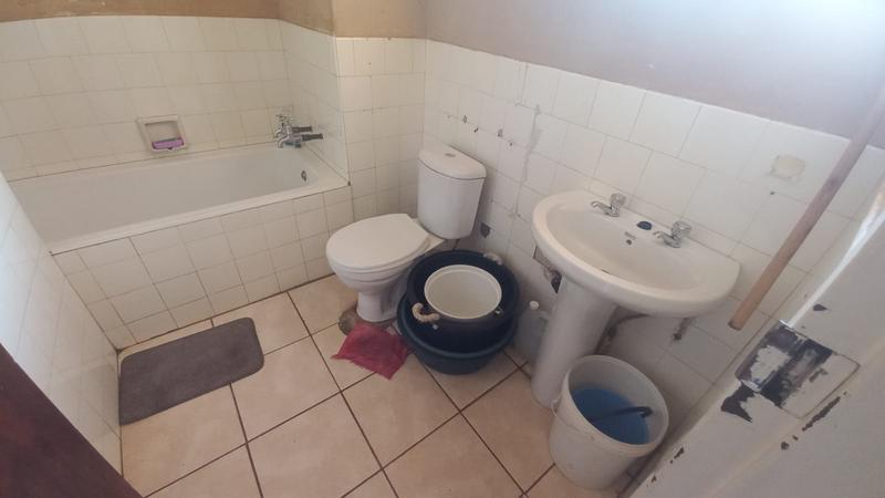 1 Bedroom Property for Sale in Sunnyside Gauteng