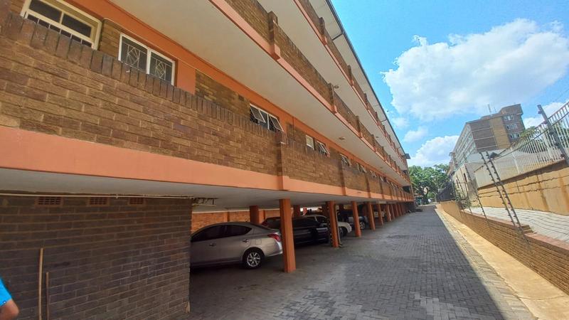 1 Bedroom Property for Sale in Sunnyside Gauteng