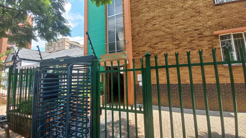 1 Bedroom Property for Sale in Sunnyside Gauteng