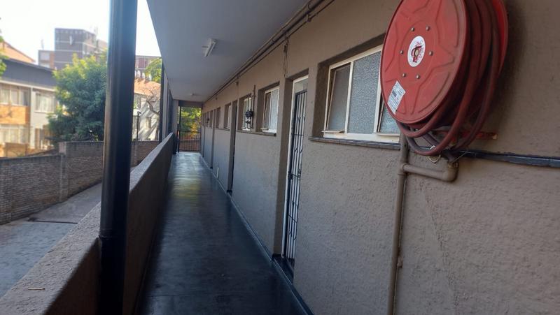 1 Bedroom Property for Sale in Sunnyside Gauteng