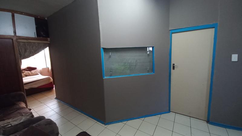 1 Bedroom Property for Sale in Sunnyside Gauteng