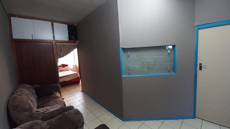 1 Bedroom Property for Sale in Sunnyside Gauteng