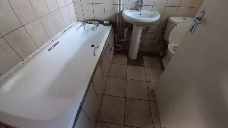 1 Bedroom Property for Sale in Sunnyside Gauteng