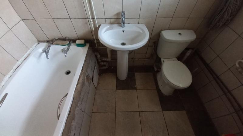1 Bedroom Property for Sale in Sunnyside Gauteng