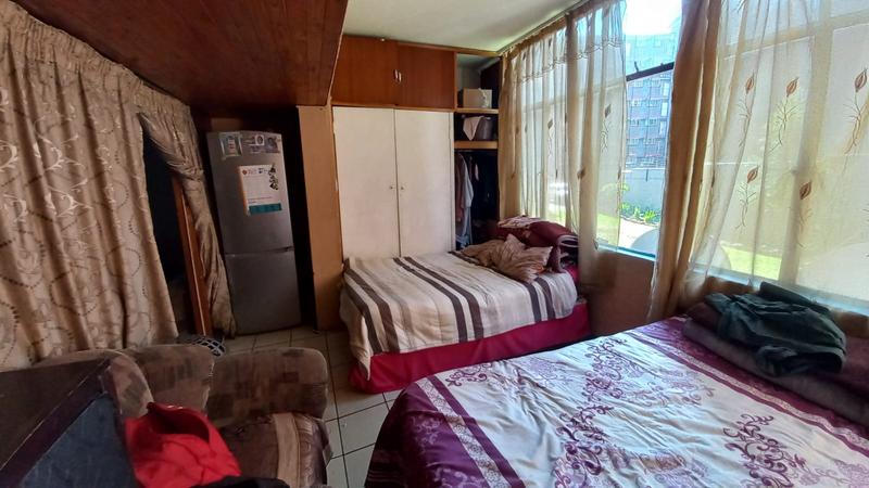 1 Bedroom Property for Sale in Sunnyside Gauteng