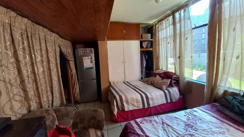 1 Bedroom Property for Sale in Sunnyside Gauteng