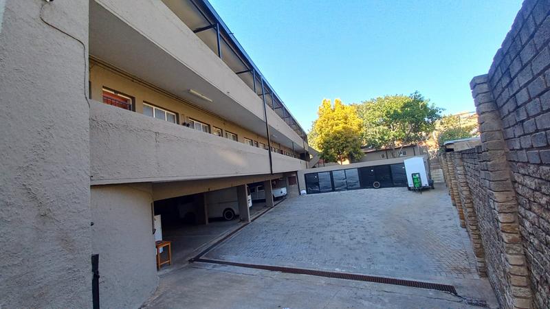 1 Bedroom Property for Sale in Sunnyside Gauteng