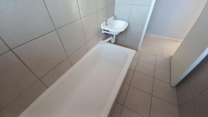 2 Bedroom Property for Sale in Sunnyside Gauteng