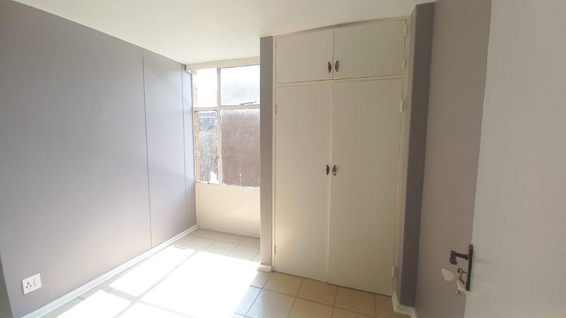 2 Bedroom Property for Sale in Sunnyside Gauteng