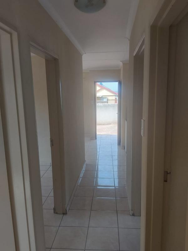 3 Bedroom Property for Sale in Soshanguve VV Gauteng