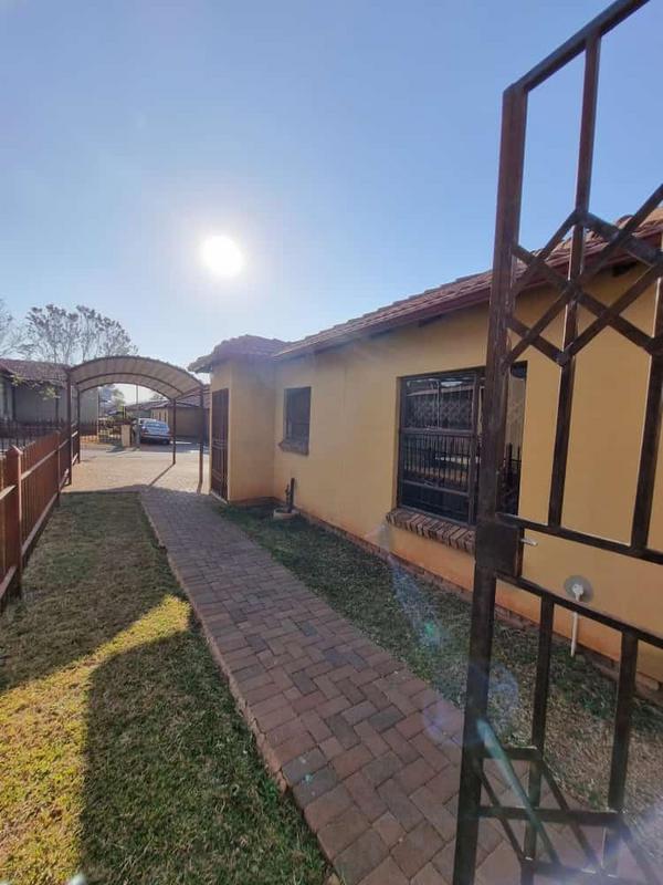 2 Bedroom Property for Sale in Heatherview Gauteng