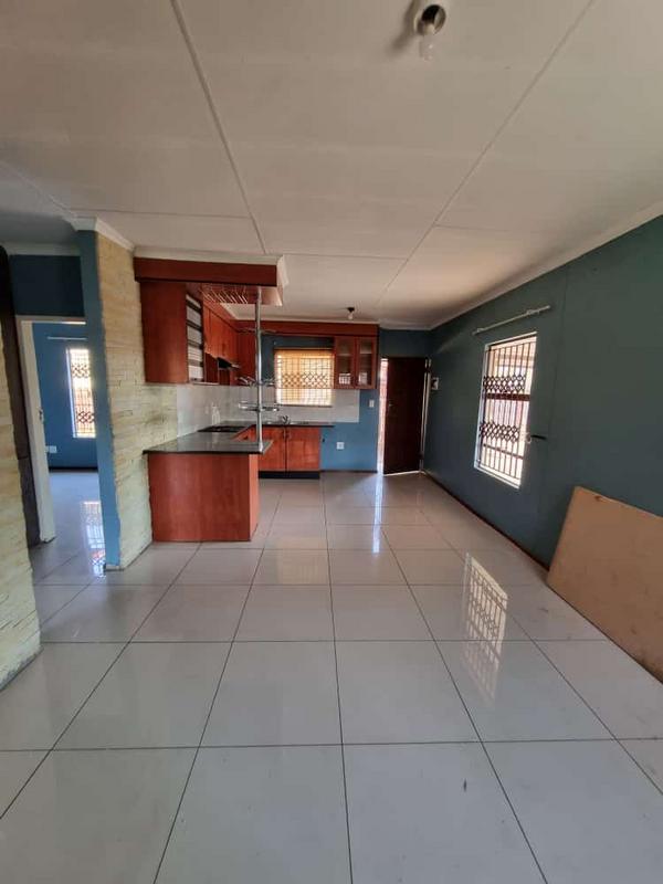 2 Bedroom Property for Sale in Heatherview Gauteng