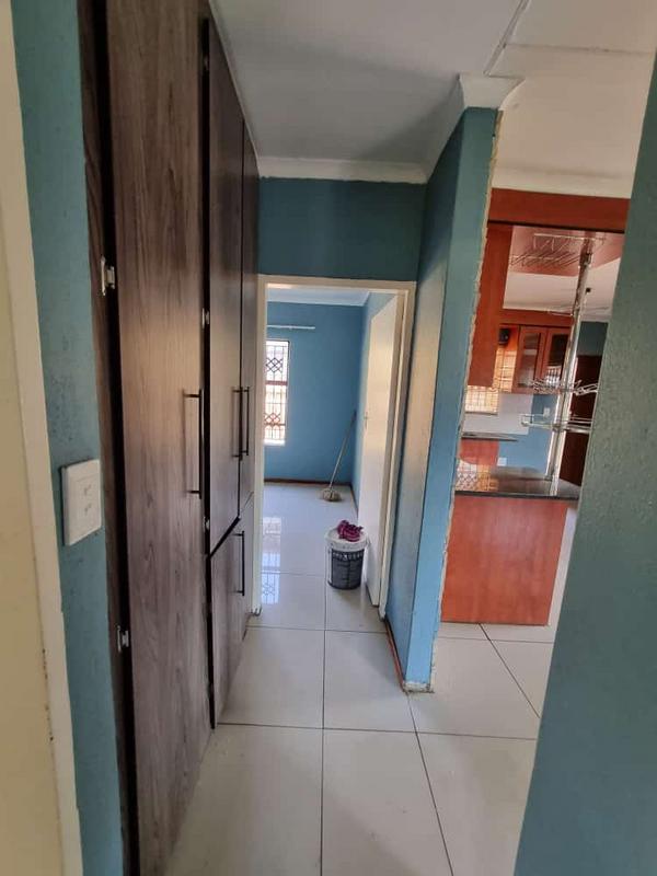 2 Bedroom Property for Sale in Heatherview Gauteng