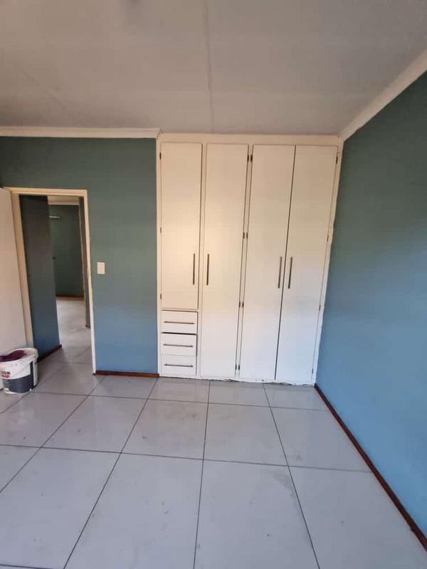 2 Bedroom Property for Sale in Heatherview Gauteng