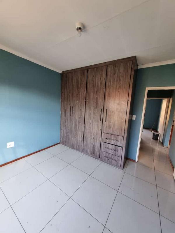 2 Bedroom Property for Sale in Heatherview Gauteng