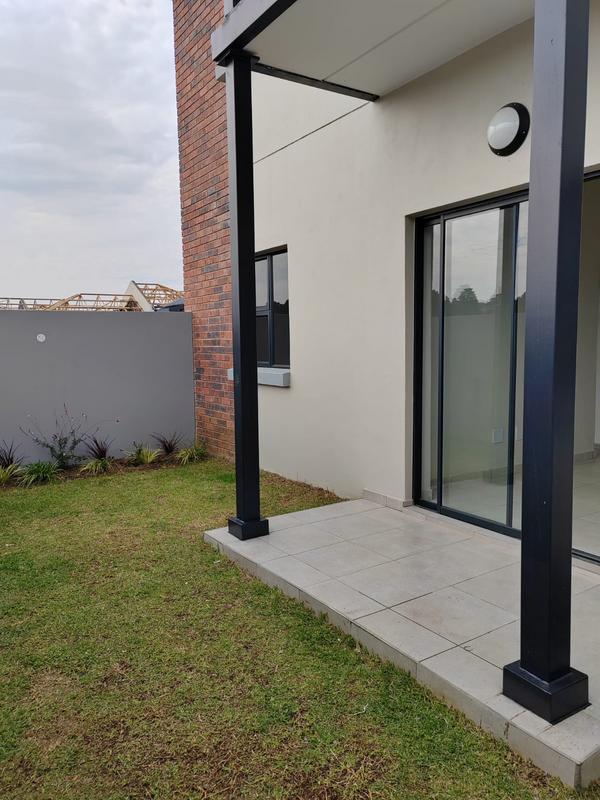 2 Bedroom Property for Sale in Mondeor Gauteng