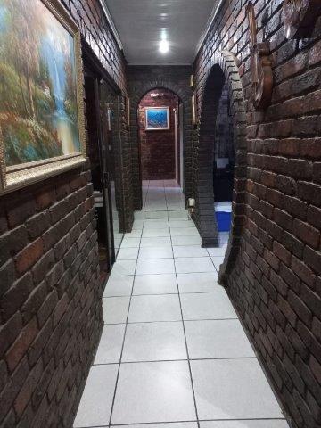 4 Bedroom Property for Sale in Petersfield Gauteng