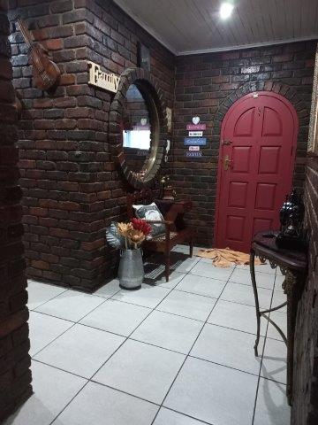 4 Bedroom Property for Sale in Petersfield Gauteng