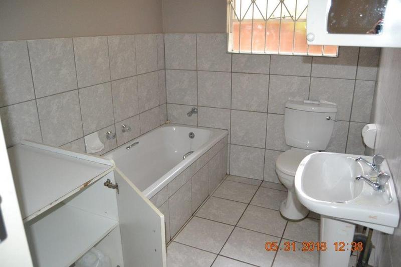 3 Bedroom Property for Sale in Petersfield Gauteng
