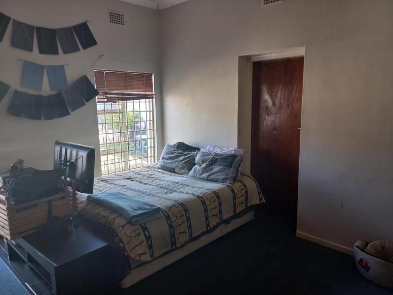 4 Bedroom Property for Sale in Lakefield Gauteng