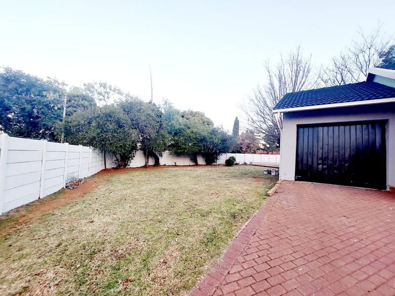 3 Bedroom Property for Sale in Birch Acres Gauteng