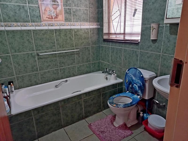 4 Bedroom Property for Sale in Birch Acres Gauteng