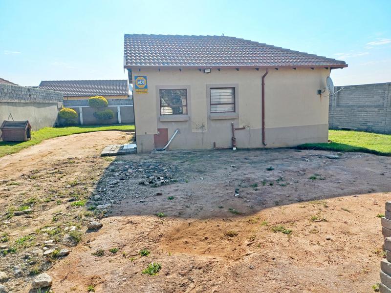 2 Bedroom Property for Sale in Birch Acres Gauteng