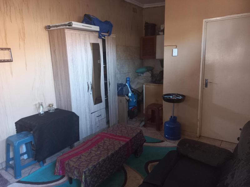 12 Bedroom Property for Sale in Rhodesfield Gauteng