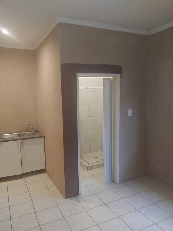 12 Bedroom Property for Sale in Rhodesfield Gauteng