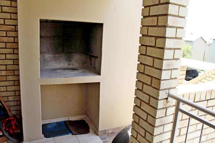 2 Bedroom Property for Sale in Terenure Gauteng