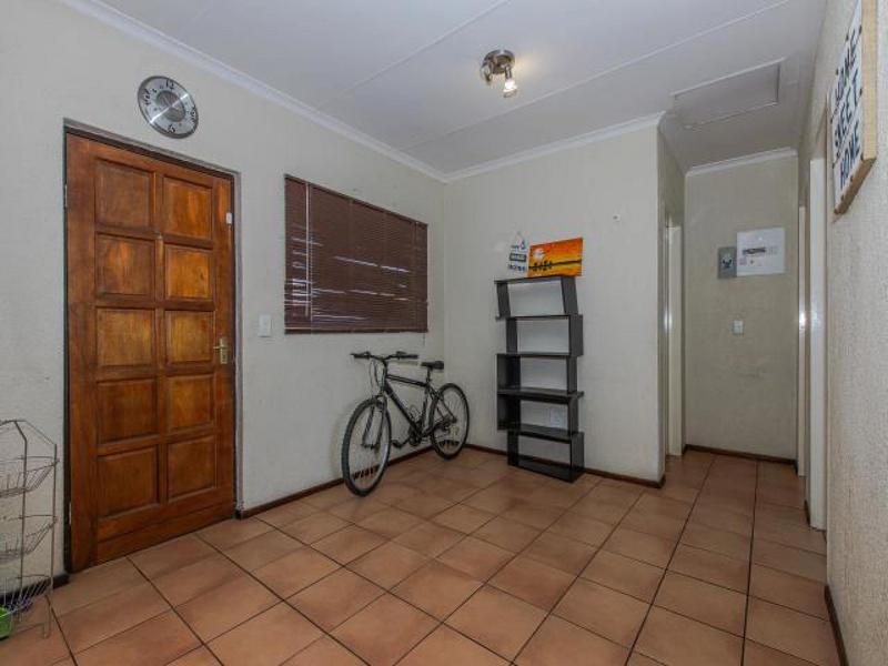 2 Bedroom Property for Sale in Halfway Gardens Gauteng