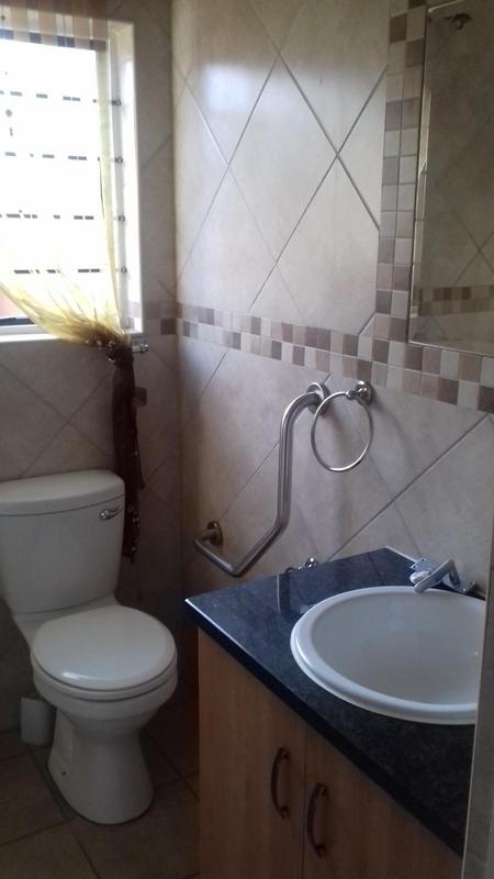 2 Bedroom Property for Sale in Benoni Gauteng