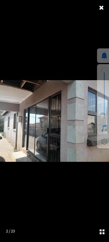 3 Bedroom Property for Sale in Clayville Gauteng