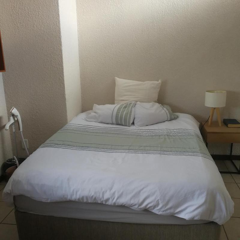 1 Bedroom Property for Sale in Hatfield Gauteng