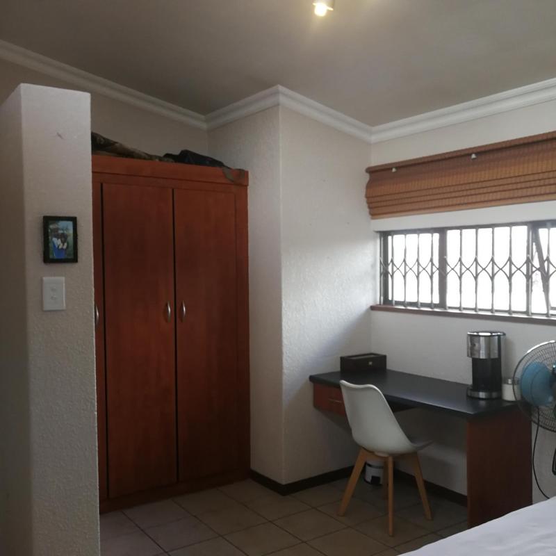 1 Bedroom Property for Sale in Hatfield Gauteng