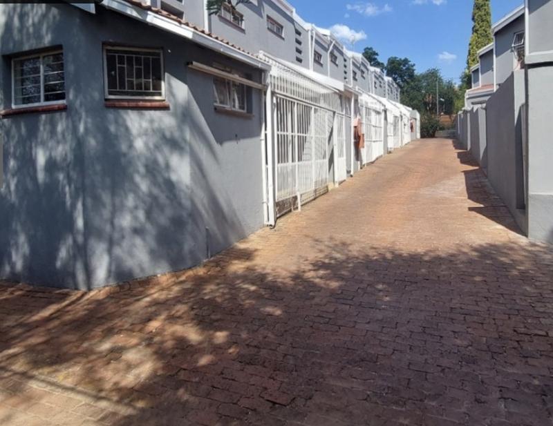 3 Bedroom Property for Sale in Eldoraigne Gauteng