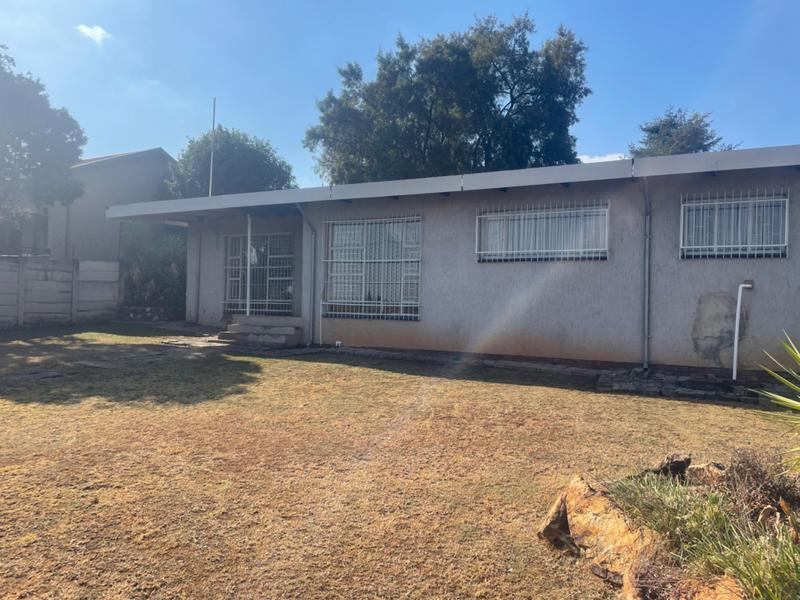 4 Bedroom Property for Sale in Erasmia Gauteng