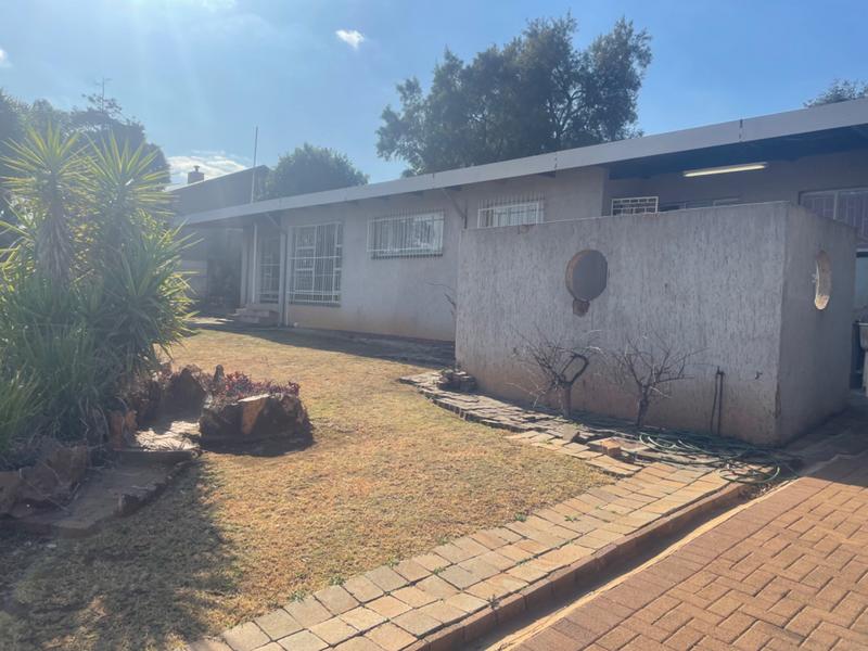 4 Bedroom Property for Sale in Erasmia Gauteng