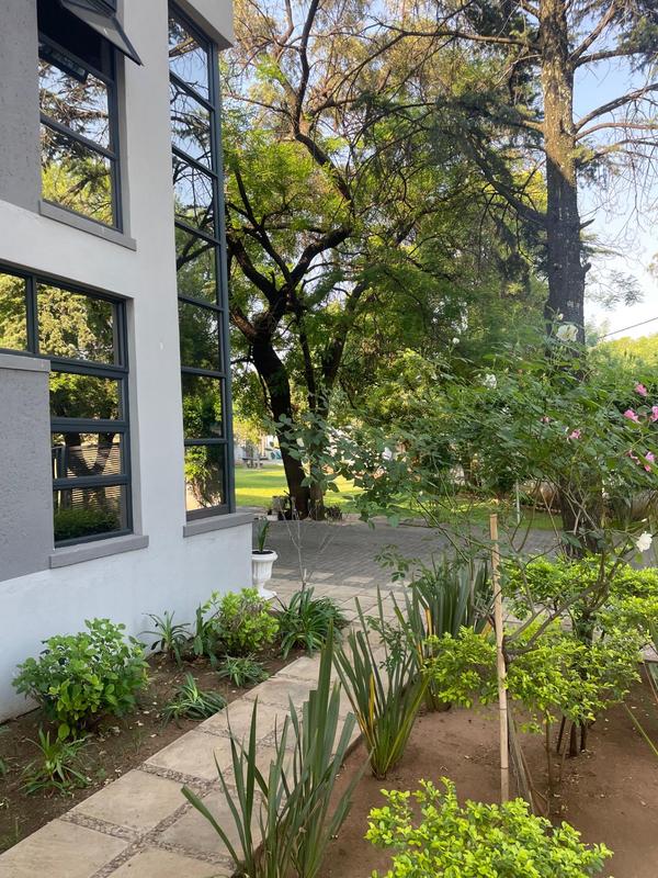 5 Bedroom Property for Sale in Erasmia Gauteng
