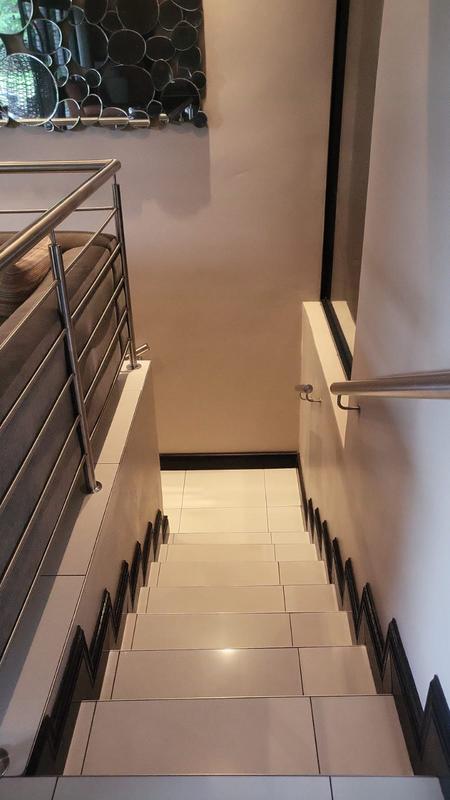 5 Bedroom Property for Sale in Erasmia Gauteng
