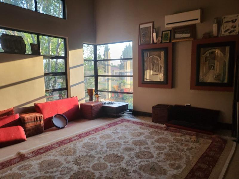 5 Bedroom Property for Sale in Erasmia Gauteng