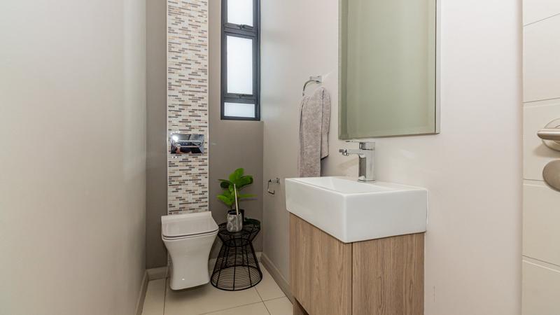 3 Bedroom Property for Sale in Lonehill Gauteng