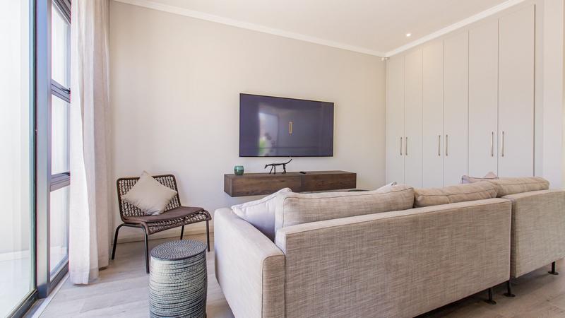 3 Bedroom Property for Sale in Lonehill Gauteng