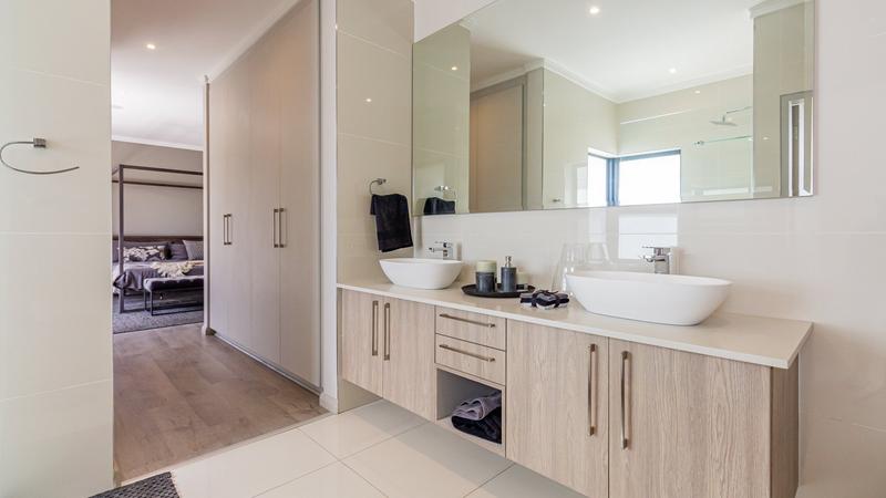 3 Bedroom Property for Sale in Lonehill Gauteng