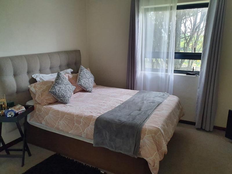 1 Bedroom Property for Sale in Jackal Creek Golf Estate Gauteng