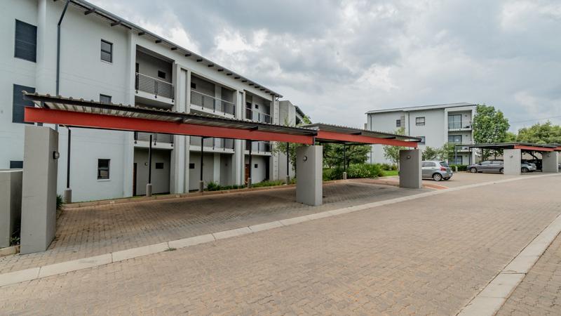 1 Bedroom Property for Sale in Jackal Creek Golf Estate Gauteng