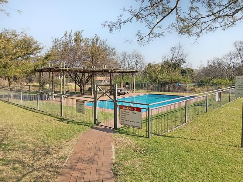 1 Bedroom Property for Sale in Jackal Creek Golf Estate Gauteng