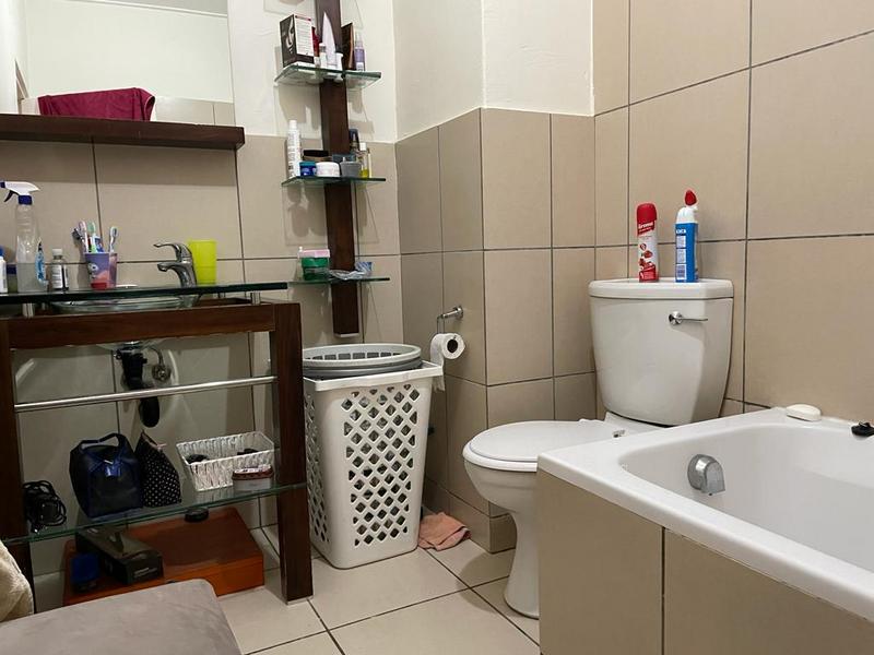 1 Bedroom Property for Sale in Jackal Creek Golf Estate Gauteng
