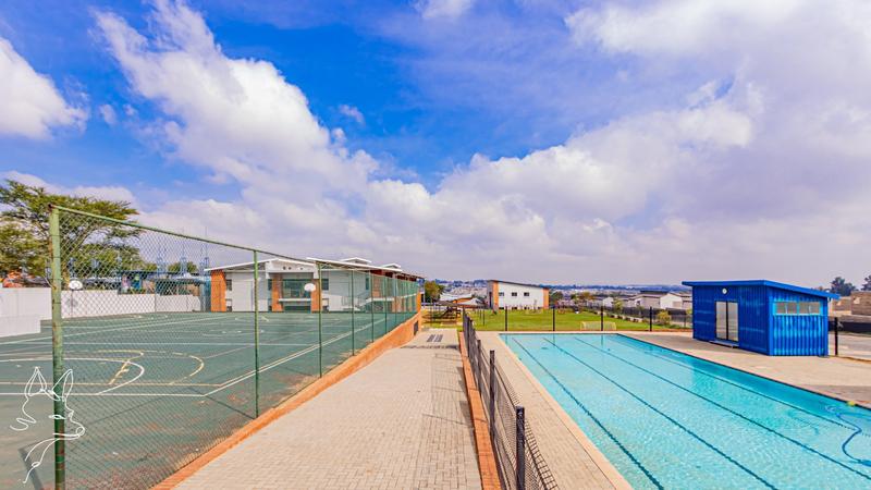 1 Bedroom Property for Sale in Jackal Creek Golf Estate Gauteng