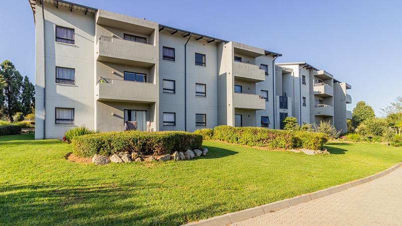 1 Bedroom Property for Sale in Jackal Creek Golf Estate Gauteng